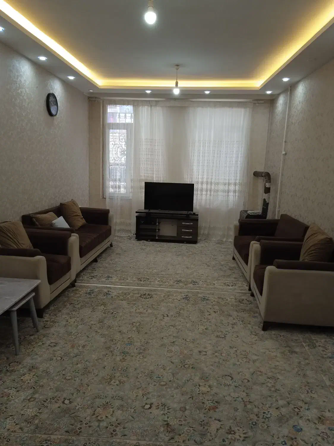 اجاره خانه واقع در خیابان گلشن|اجارهٔ خانه و ویلا|سنندج, |دیوار