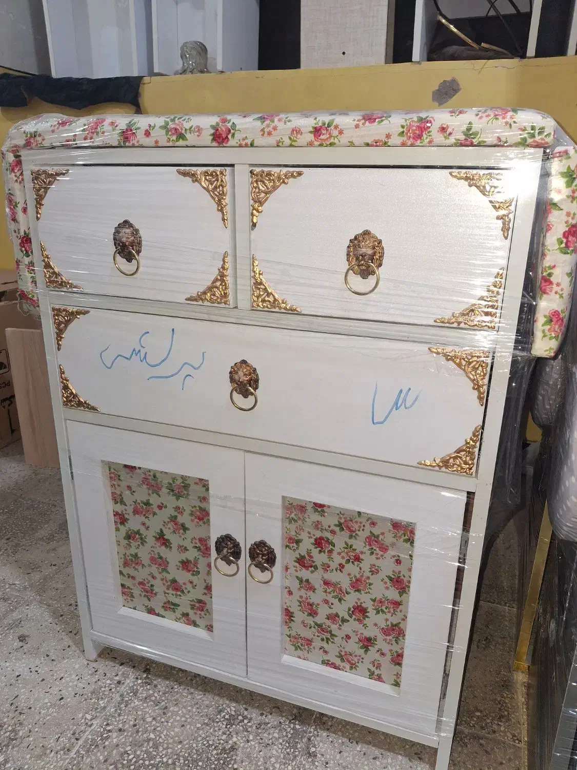 میز اتو شیک و زیبا|اتو و لوازم اتو|بندر گناوه, |دیوار