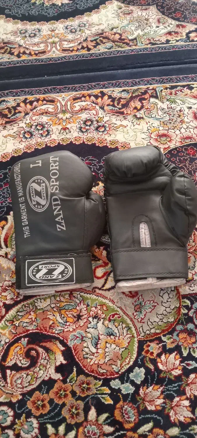 دستکش بوکس|تجهیزات ورزشی|نسیم‌شهر, |دیوار