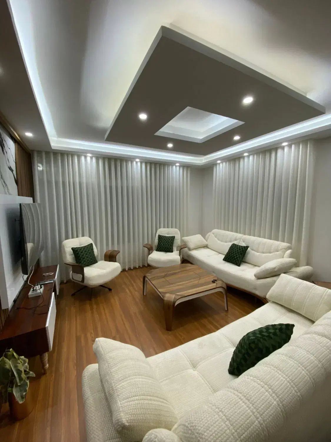 نصب انواع پرده|خدمات پیشه و مهارت|آبیک, |دیوار