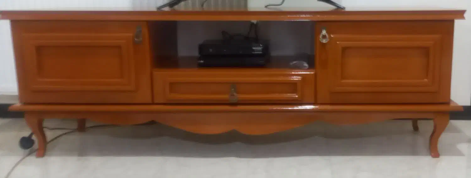 آینه کنسول و میز تی وی مدل کلاسیک|بوفه، ویترین، کنسول|اراک, |دیوار