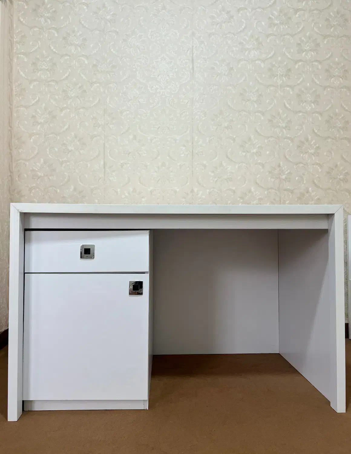 میز‌ تحریر MDF با کشوی متحرک بزرگ و جادار|میز تحریر و کامپیوتر|بهشهر, |دیوار