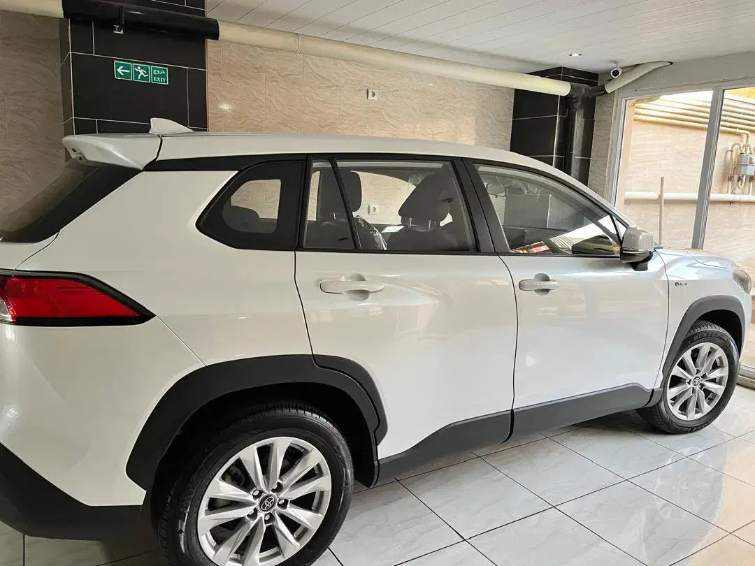 تویوتا کرولا کراس هیبرید ۲۰۲۴|خودرو سواری و وانت|تبریز, |دیوار