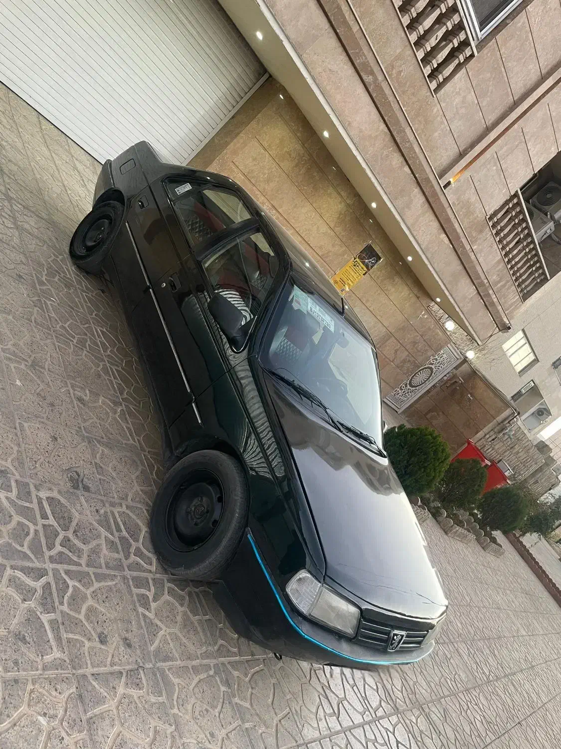 پژو 405|خودرو سواری و وانت|صدرا-فارس, فاز ۱|دیوار