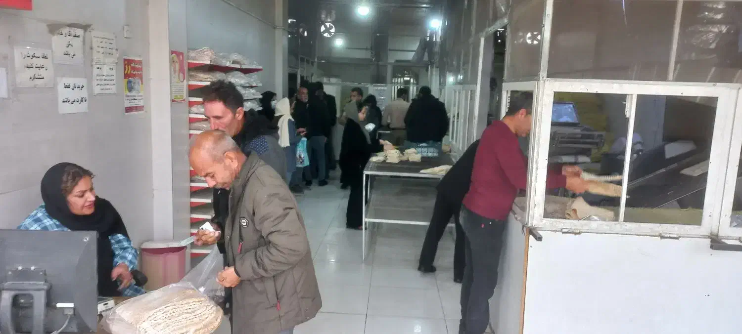 فروش مجتمع نان با سهمیه دولتی ۶۵۰ کیسه|فروشگاه و مغازه|اهواز, کوی باهنر|دیوار