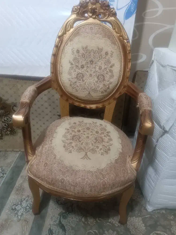 صندل سلطنتی|میز و صندلی غذاخوری|ابهر, |دیوار