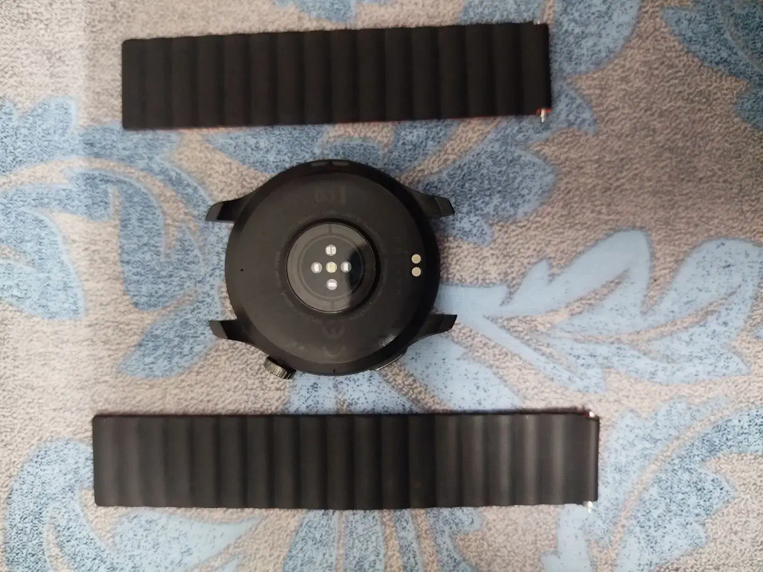 ساعت هوشمند|ساعت|ری, علایین|دیوار