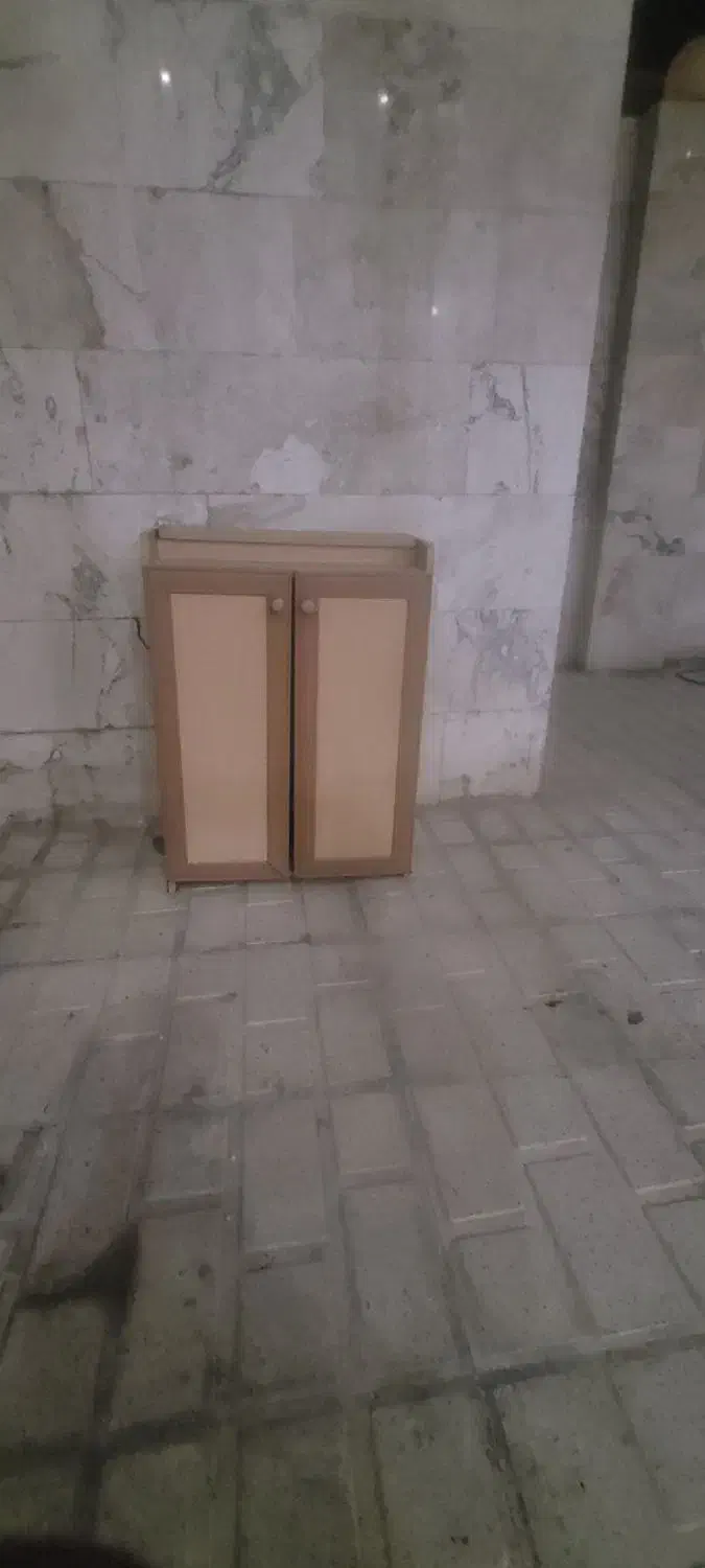 جاکفشی و میز|جاکفشی، کمد، دراور|ایوان, |دیوار