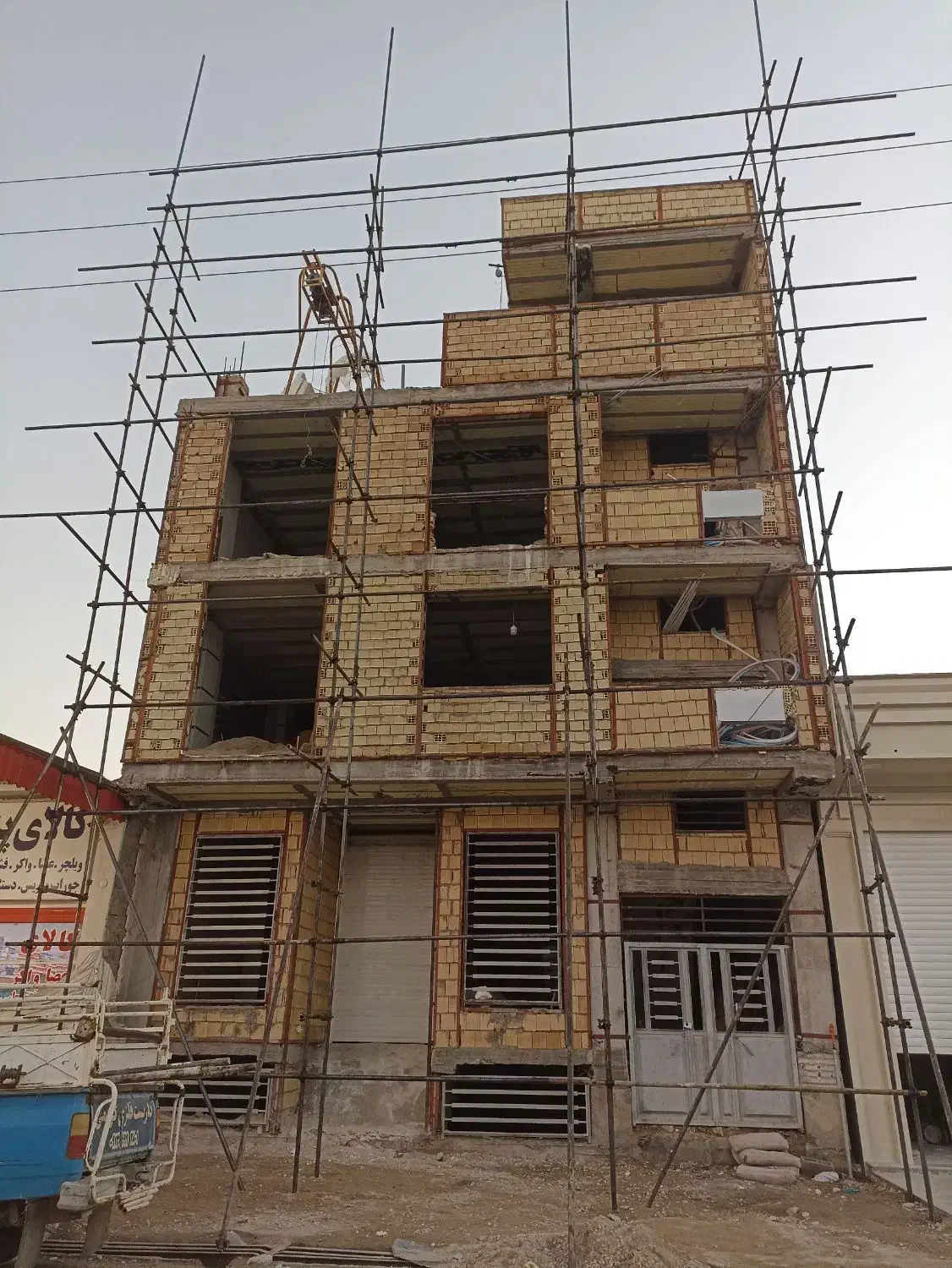 نصب داربست فلزی|خدمات پیشه و مهارت|دهدشت, |دیوار