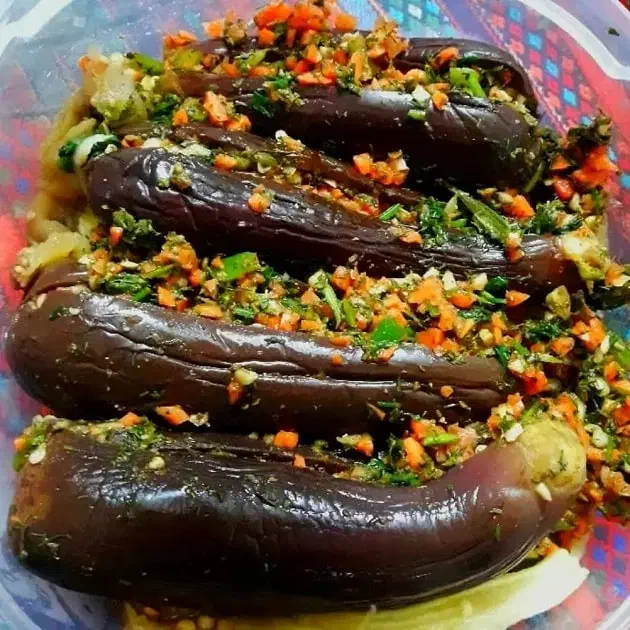 سفارش انواع ترشی خانگی  پذیرفته میشود|خوردنی و آشامیدنی|دهگلان, |دیوار