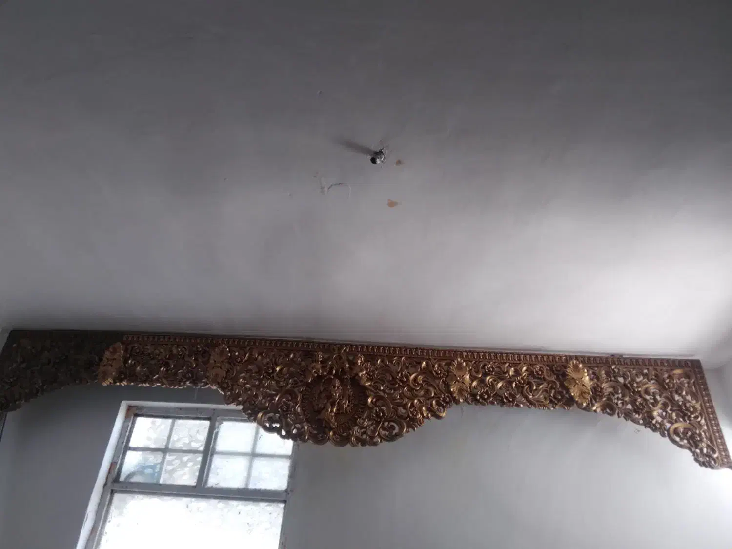 ۳ متر تاج محکم.. ۳۵۰تومان|مجسمه، تندیس، ماکت|شوش, |دیوار