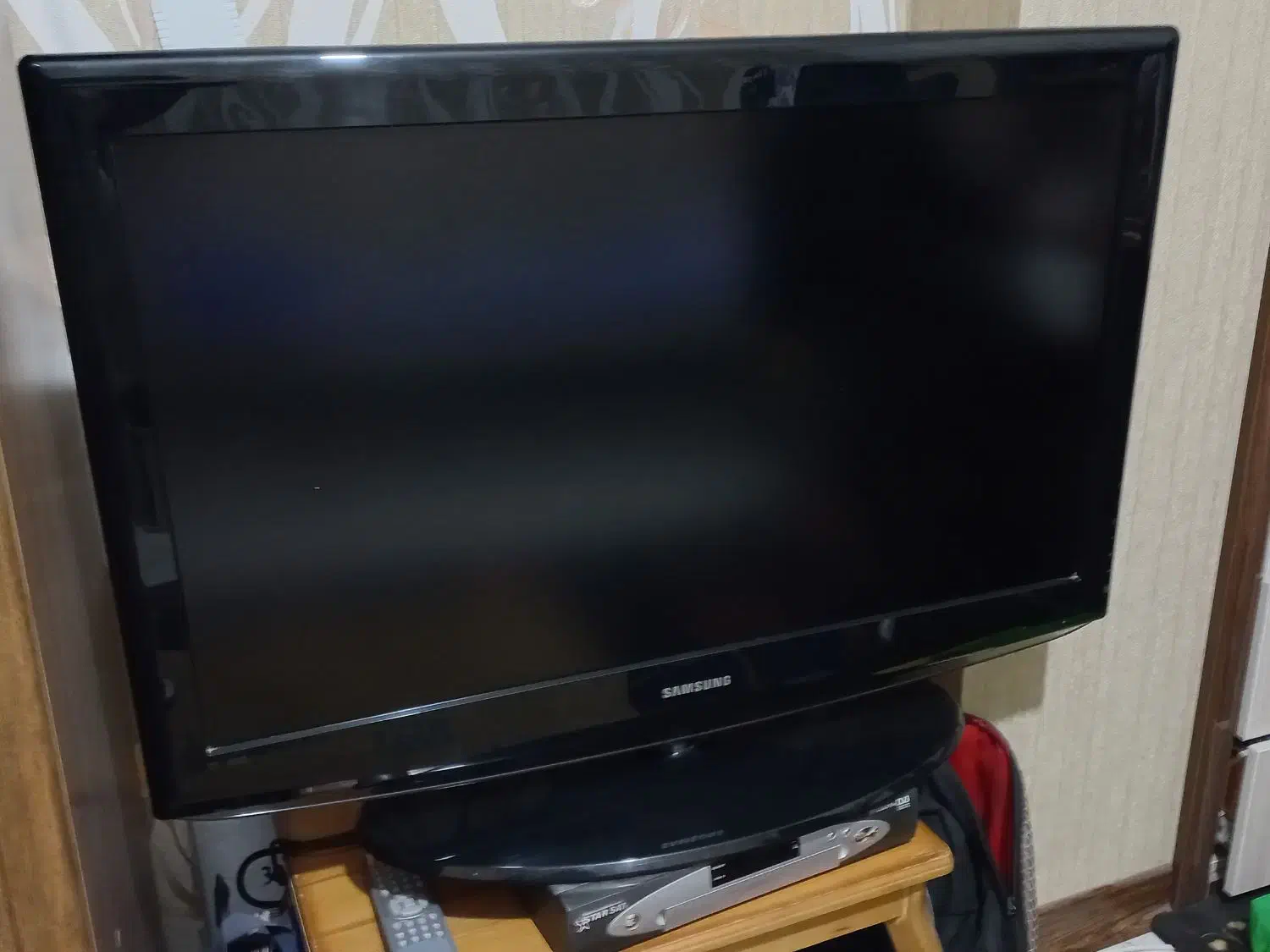 تلویزین سامسونگ با کیفیت|تلویزیون و پروژکتور|برخوار, |دیوار