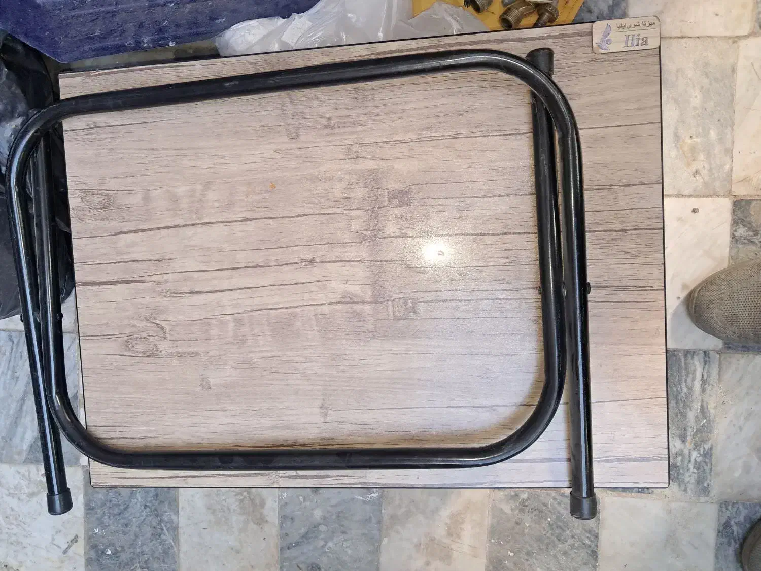 میز|میز تحریر و کامپیوتر|قم, امامزاده ابراهیم|دیوار