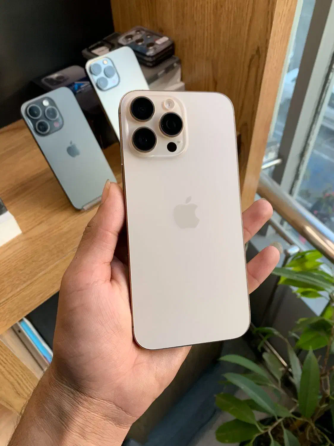 iphone 16 pro max باتری۱۰۰ آکبند zaa|موبایل|مشهد, احمدآباد|دیوار