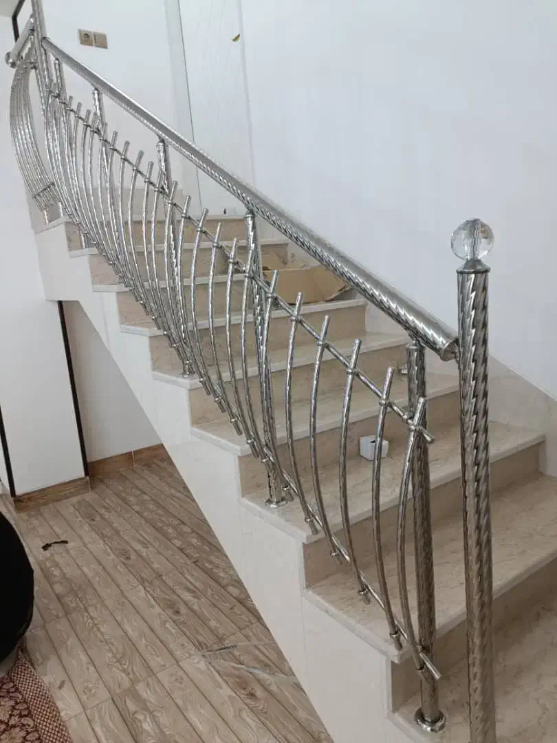 نرده استیل|خدمات پیشه و مهارت|لنجان, |دیوار