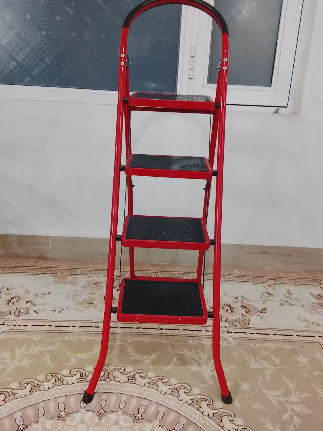 نردبان|ابزارآلات|سبزوار, هویزه|دیوار