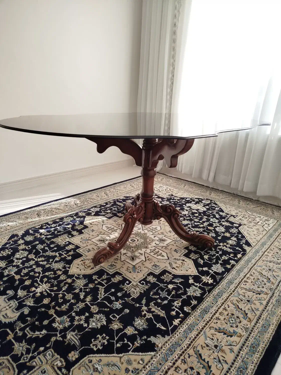 میز ناهار خوری|میز و صندلی غذاخوری|بومهن, |دیوار