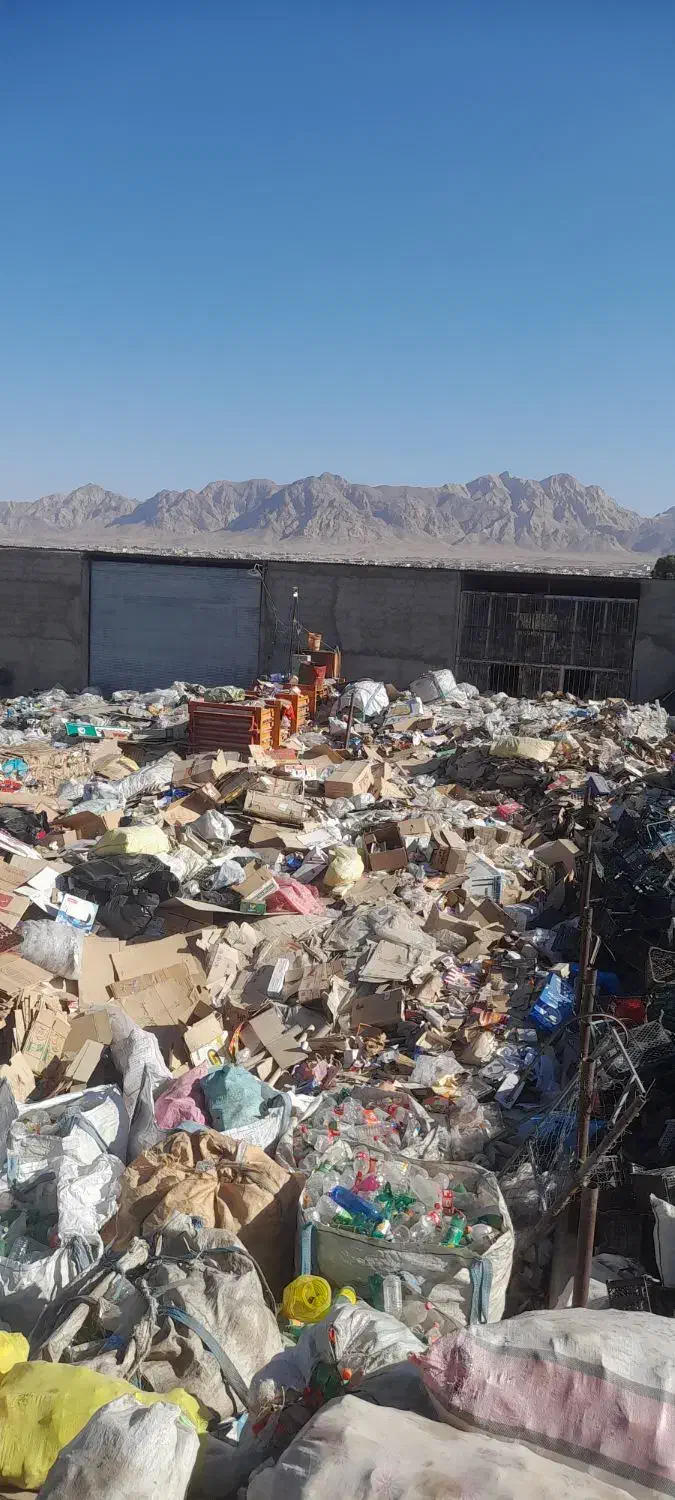 کارگر روز مزد و پرسی برای انبار ضایعات|استخدام صنعتی، فنی، مهندسی|قائن, |دیوار