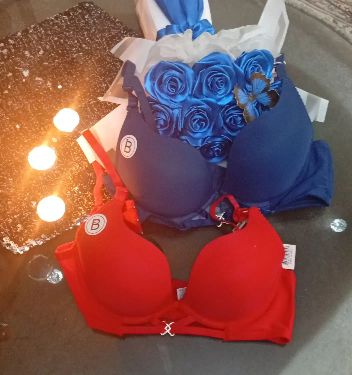 لباس زیرزنانه|لباس|پرند, فاز ۴|دیوار