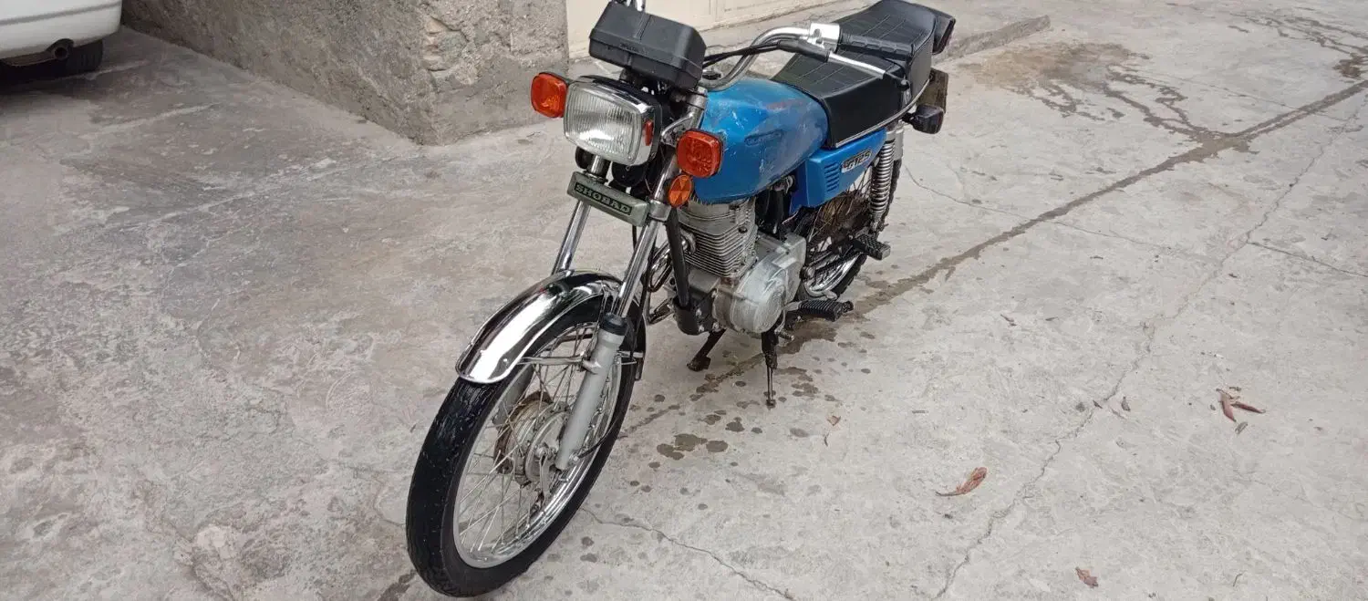 موتور سیکلت سنددار پلاک قدیم|موتورسیکلت|نوکنده, |دیوار