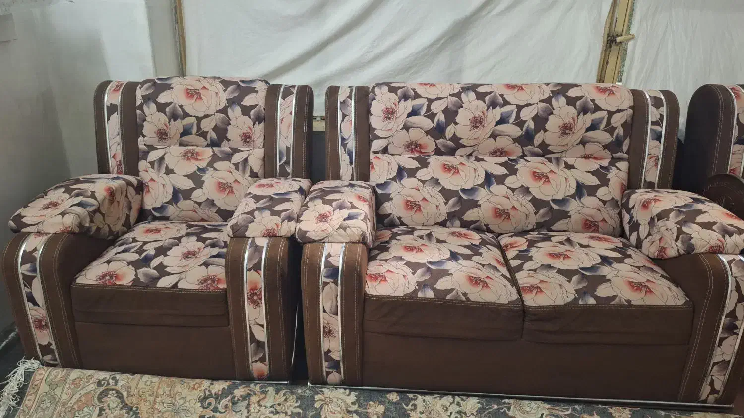 مبل سالم و تمیز|مبلمان خانگی و میز عسلی|ملایر, |دیوار