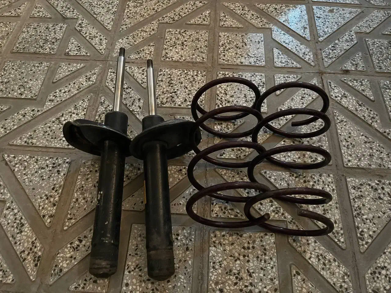 کمک پوسته کوتاه و فنر لنزو پژو|قطعات یدکی و لوازم جانبی|شاهرود, |دیوار