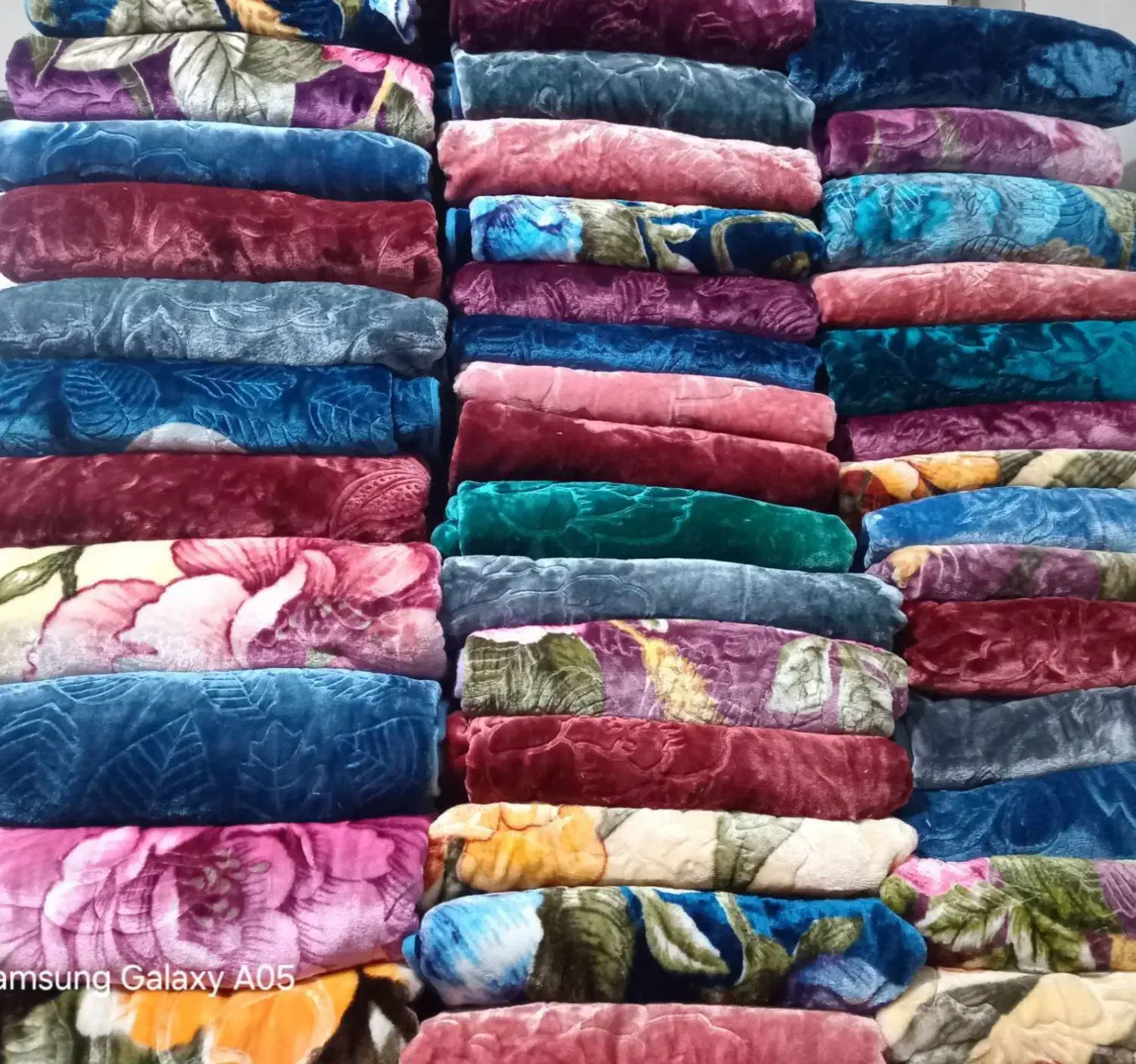 حراج پتو ضخیم تک نفره دونفره به قیمت عمده|رختخواب، بالش، پتو|ساوه, |دیوار