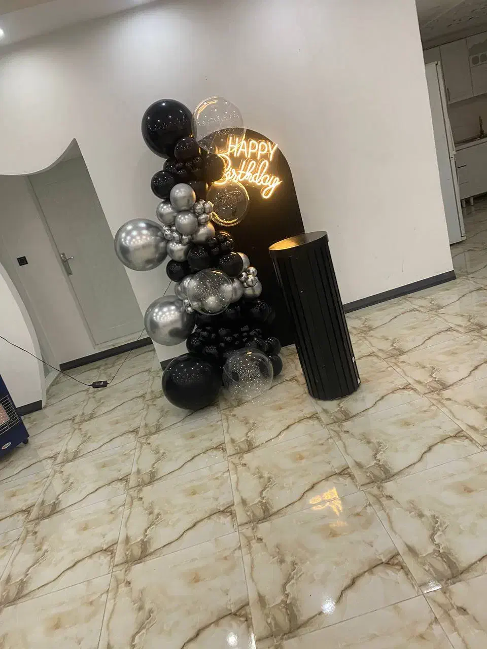 گل ارایی بادکنک آرایی|خدمات پذیرایی، مراسم|اندیشه, اندیشه فاز ۳|دیوار