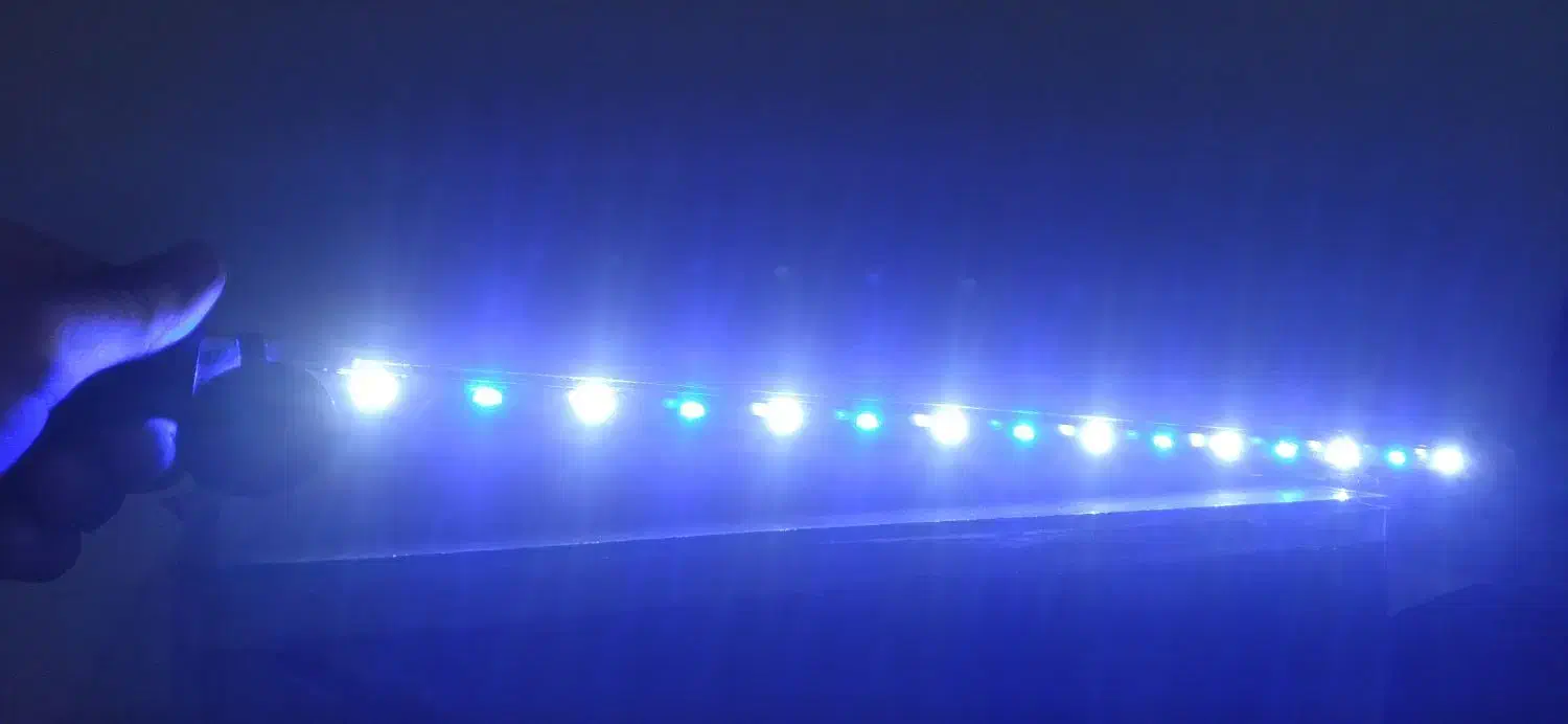 ال ای دی،فیلتر داخلی،استیک،ویبرابایت،فیکوسیانین|ماهی|مشهد, انقلاب|دیوار