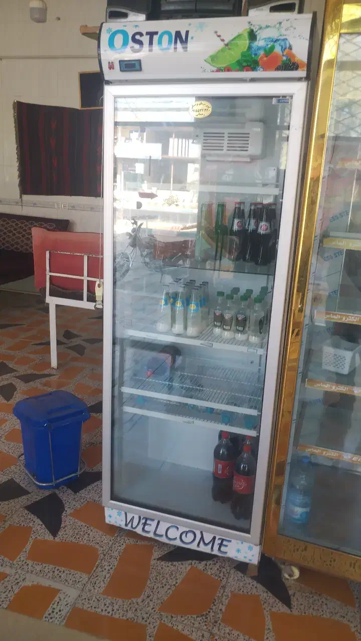 لوازم ساندویچی یخچال فرساندویچی میز کار میز صدلی|کافیشاپ و رستوران|انابد, |دیوار