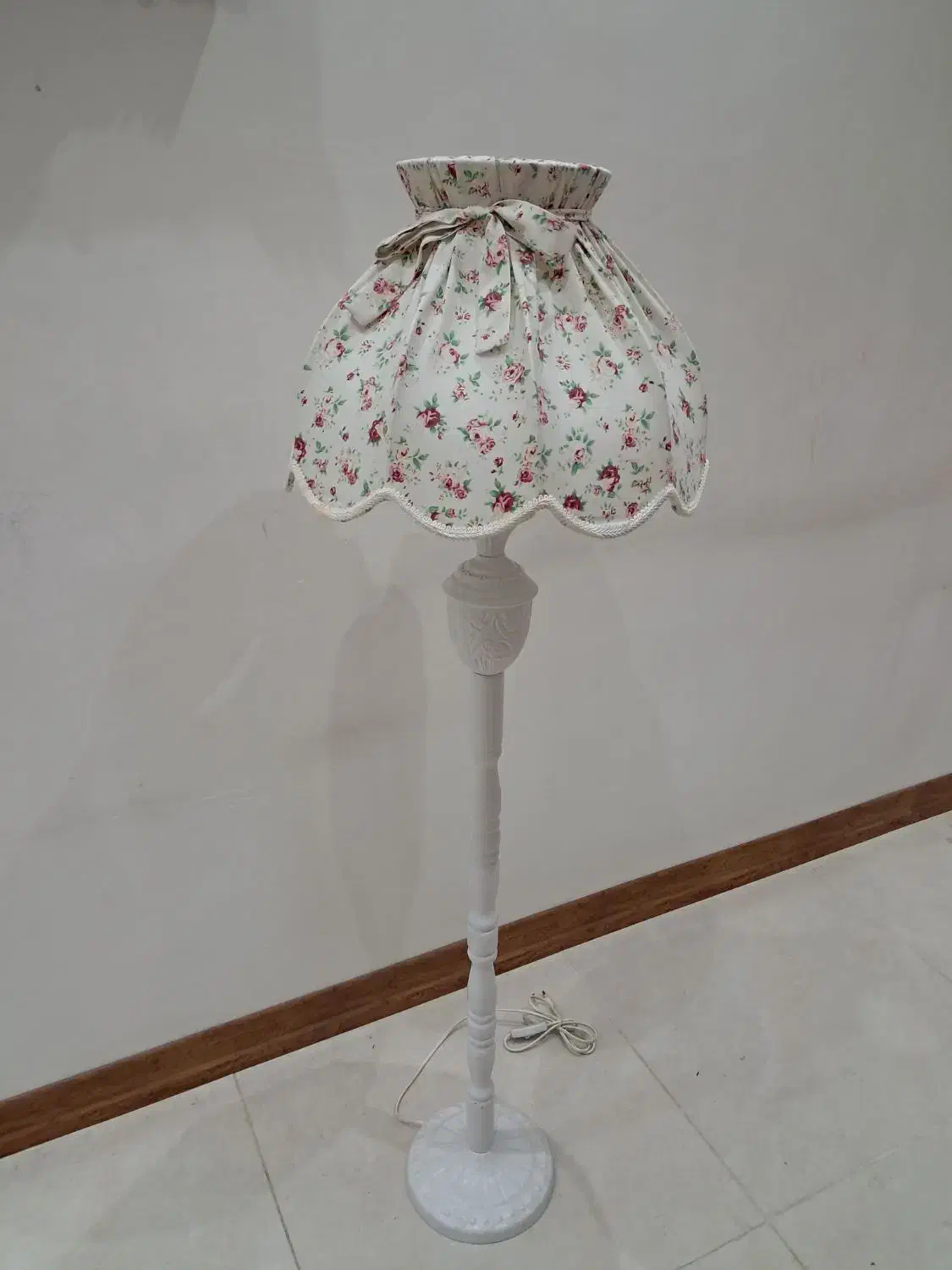 چراغ خواب|چراغ خواب و آباژور|همدان, |دیوار