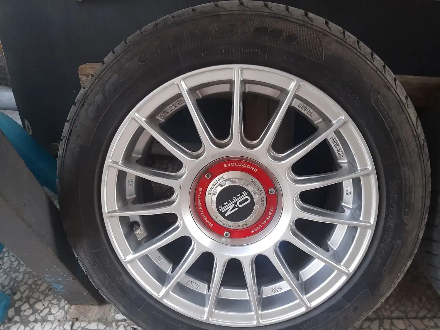 رینگو لاستیک سرسیلندر هیوندا      s2000سیم کشی پژو|قطعات یدکی و لوازم جانبی|رشت, حومه رشت|دیوار