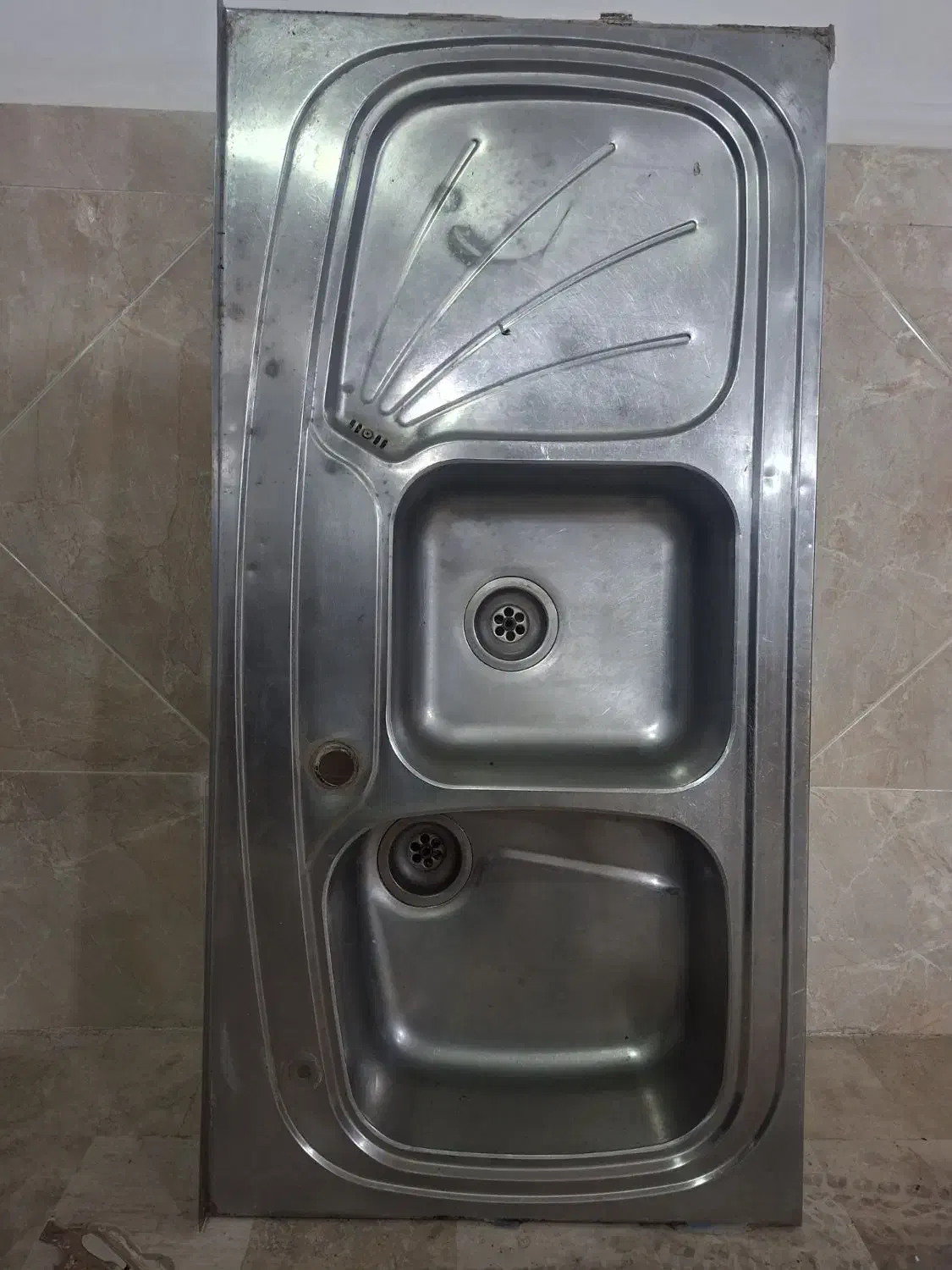 آشپزخانه|آب‌چکان و نظم‌دهنده ظروف|قم, شهرک قدس|دیوار