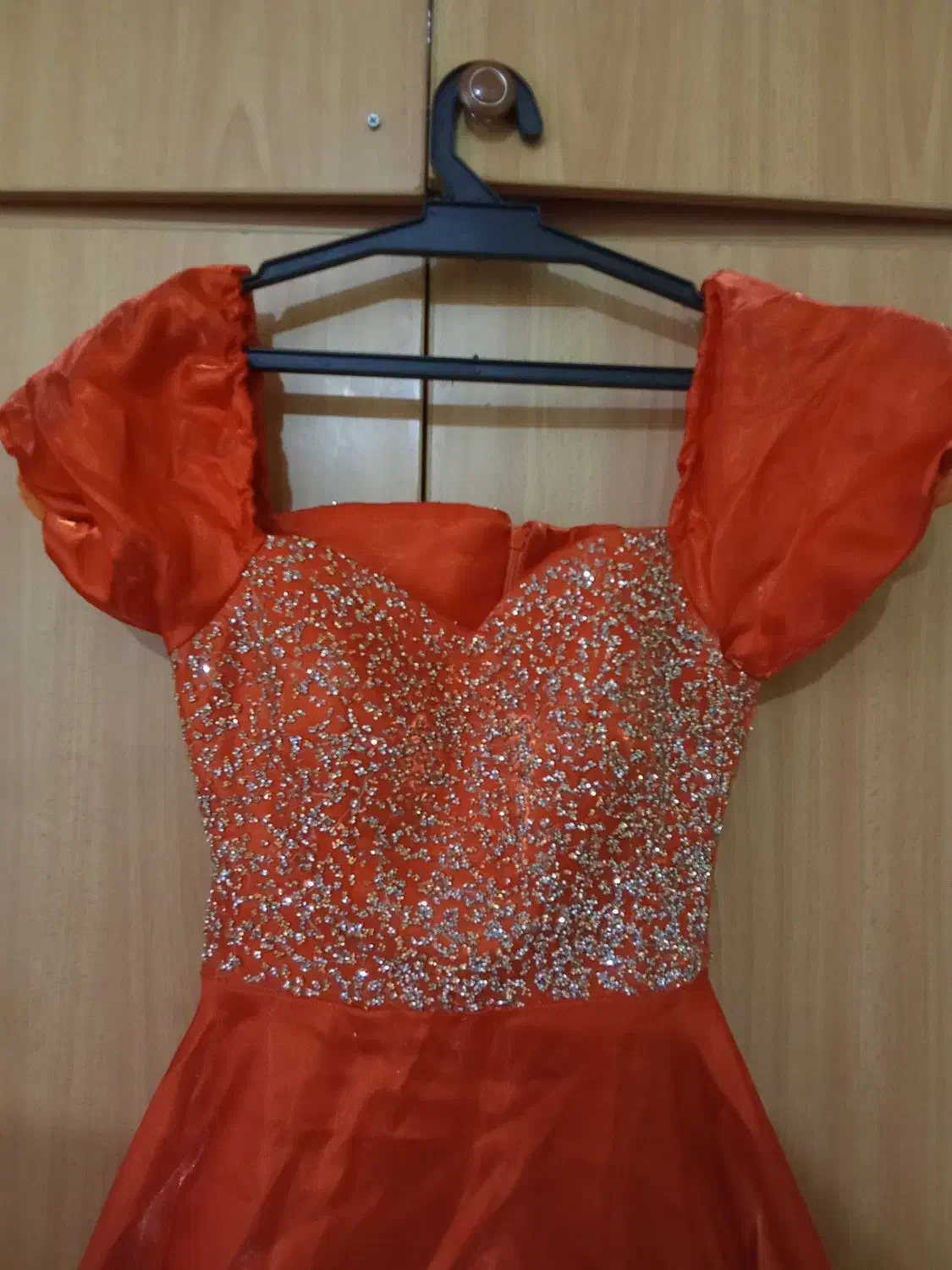 مجلسی شیک|لباس|قشم, |دیوار