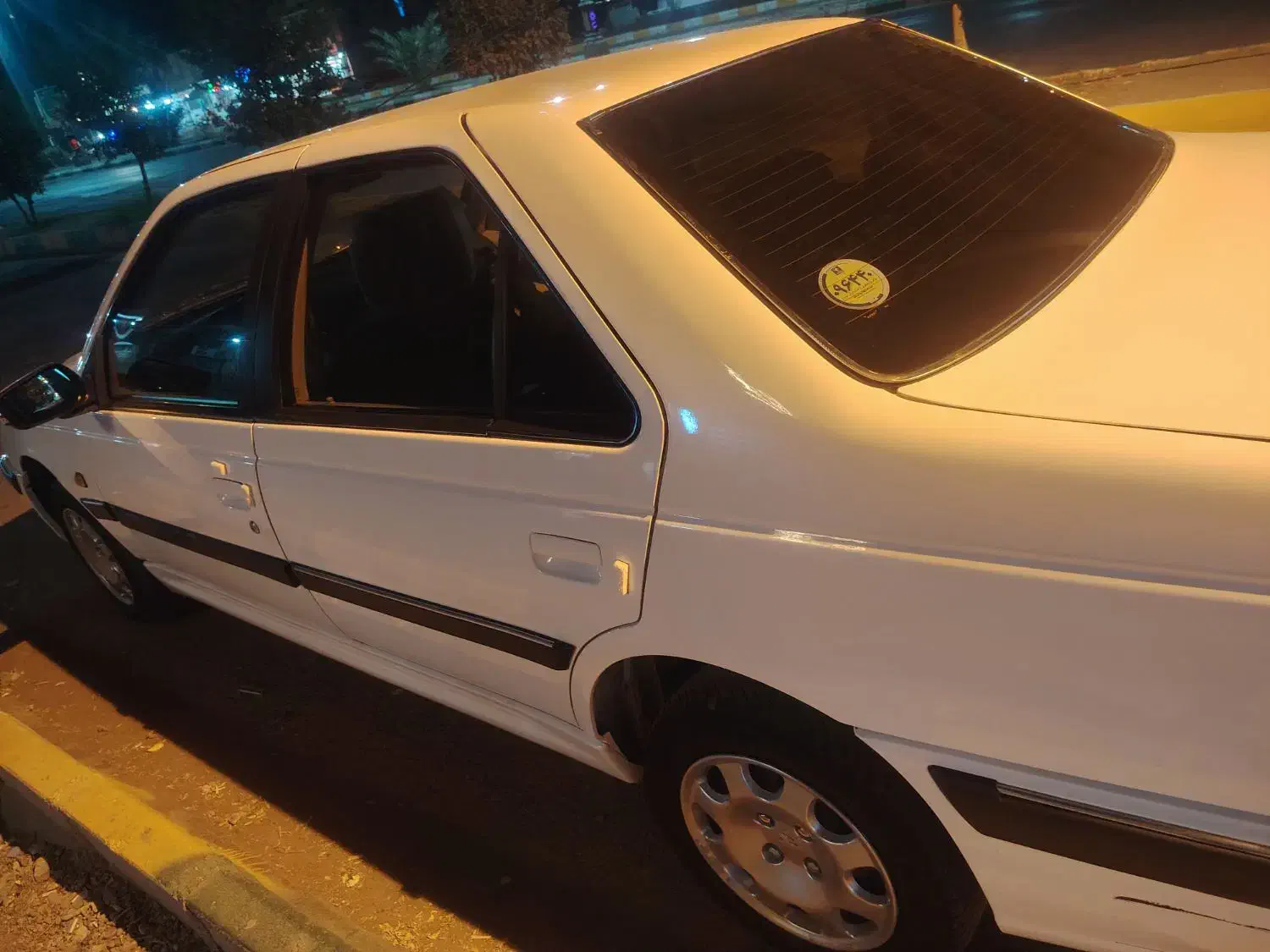 پژو پارس مدل 1400 موتور زیمنس مولتی پلکس بدون رنگ|خودرو سواری و وانت|میناب, |دیوار