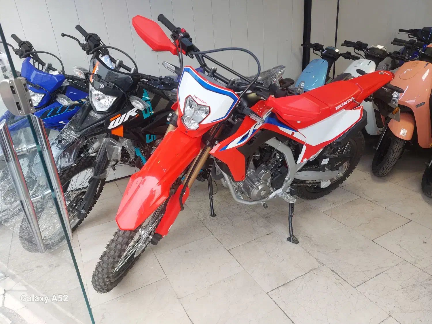 هندا CRF 250|موتورسیکلت|تهران, جنت‌آباد مرکزی|دیوار