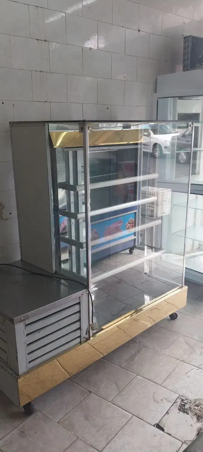 یخچال ایستاده ویترینی مکعبی|فروشگاه و مغازه|رشت, ساغری سازان|دیوار
