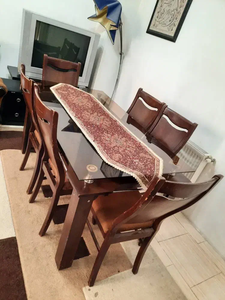 دوتا ناهارخوری ۶و۴|میز و صندلی غذاخوری|کلاردشت, |دیوار