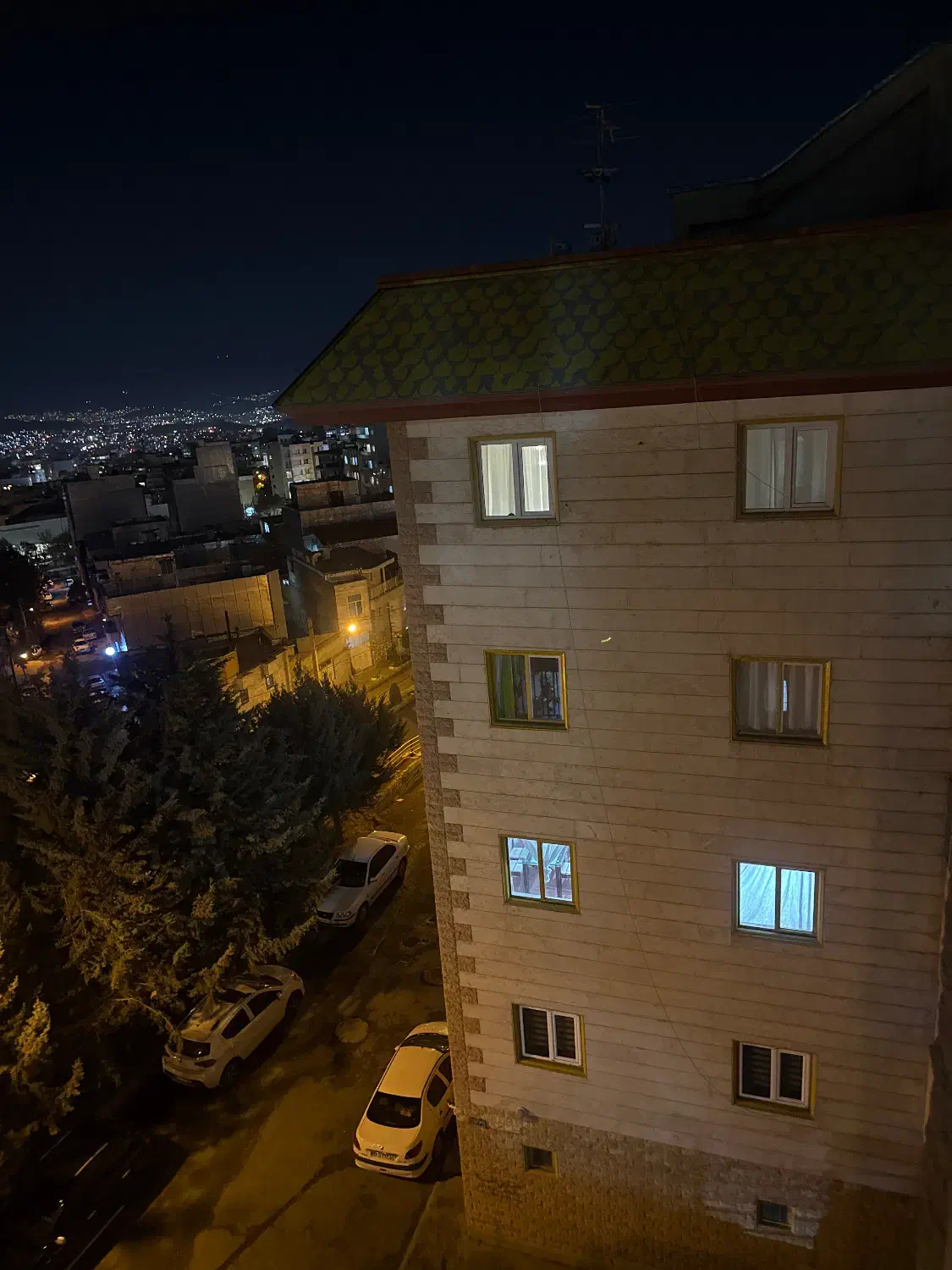 اجاره آپارتمان مسکونی مبارک آباد نبش هیوا لرد،|اجارهٔ آپارتمان|سنندج, |دیوار