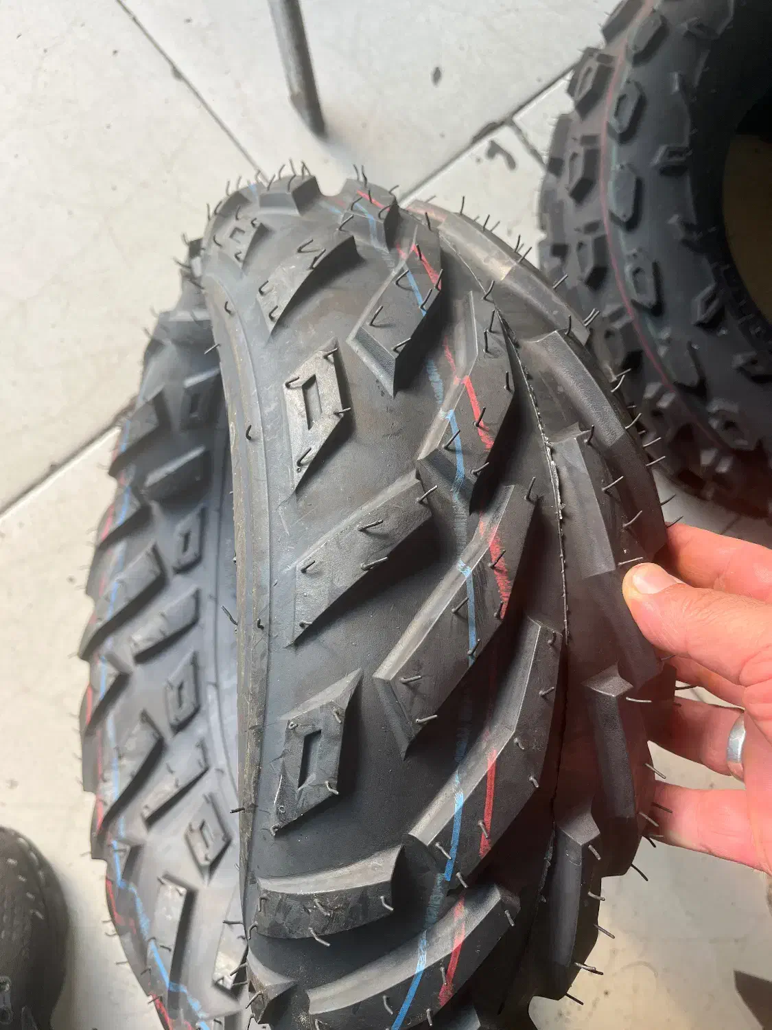 لاستیک چهار چرخ|قطعات یدکی و لوازم جانبی|تهران, گمرک|دیوار