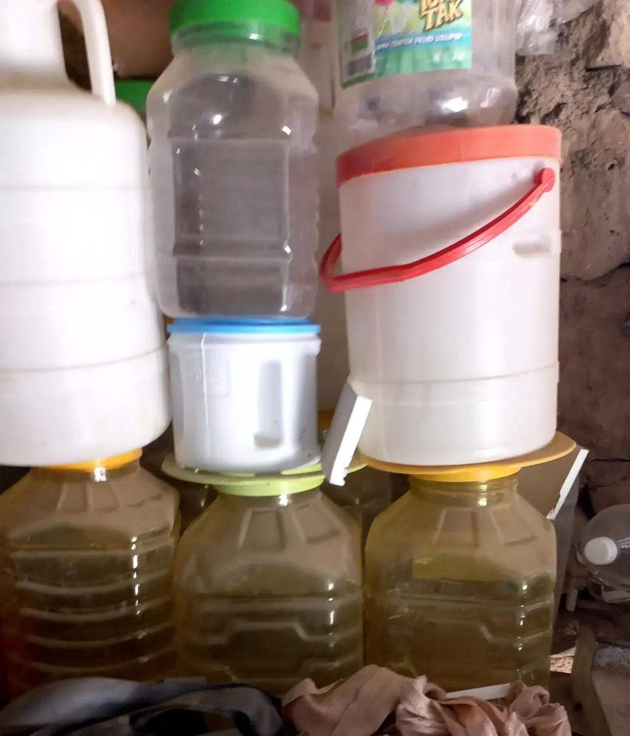 کیسه،جانوشابه.شیشه ترشی.دبه.لاستیک|عمدهفروشی|بدره, |دیوار