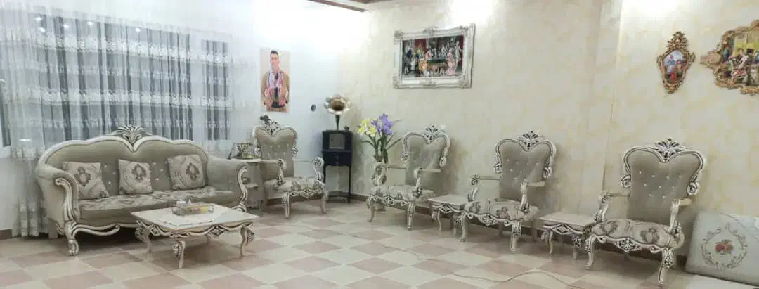 مبل ومیزنهارخوری|مبلمان خانگی و میز عسلی|مریوان, |دیوار