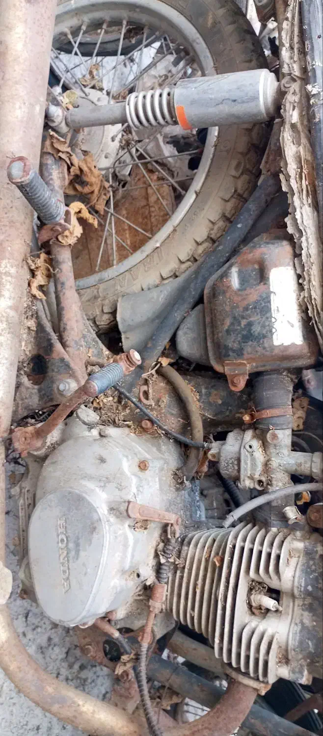 قبرستان موتور سیکلت|موتورسیکلت|ساری, |دیوار