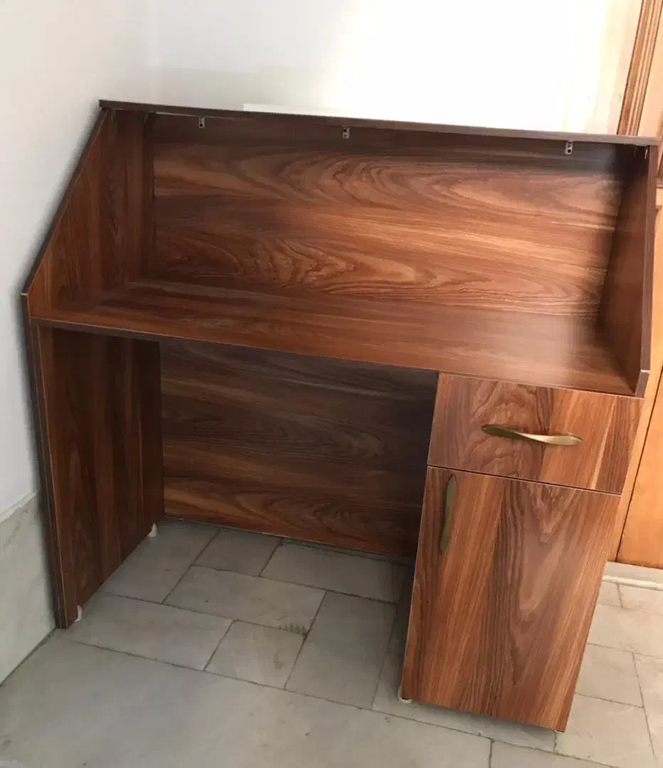 میز کانتر یا میز منشی|دفتر کار|اصفهان, جلفا|دیوار