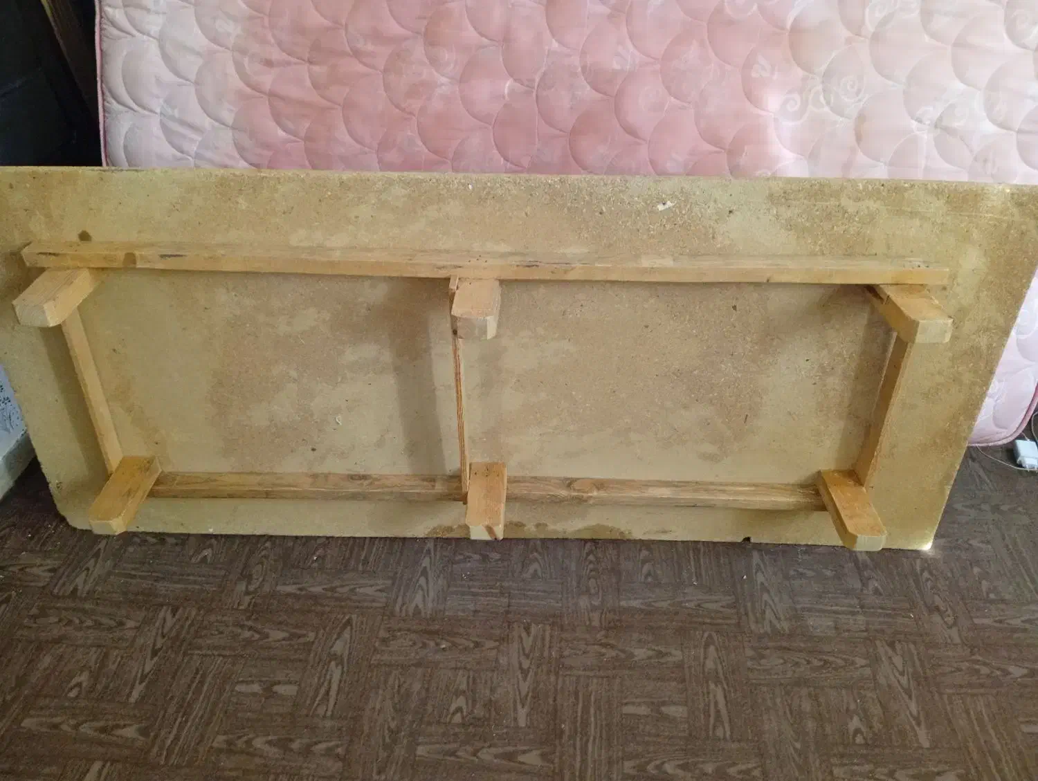 کفی تخت نوپان سالم و خود تخت|تخت و سرویس خواب|اردبیل, |دیوار