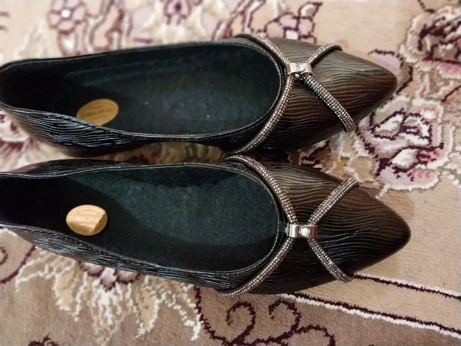 کفش نو|کیف، کفش، کمربند|زابل, |دیوار