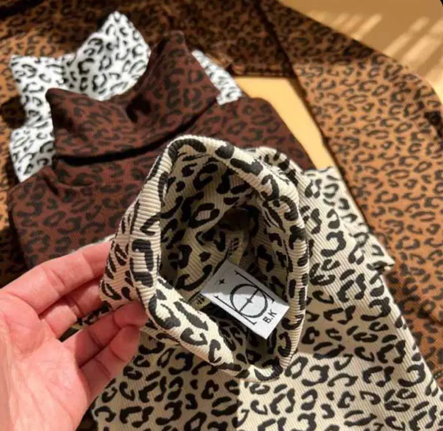 کراپ یقه اسکی طرح پلنگی|لباس|تبریز, |دیوار