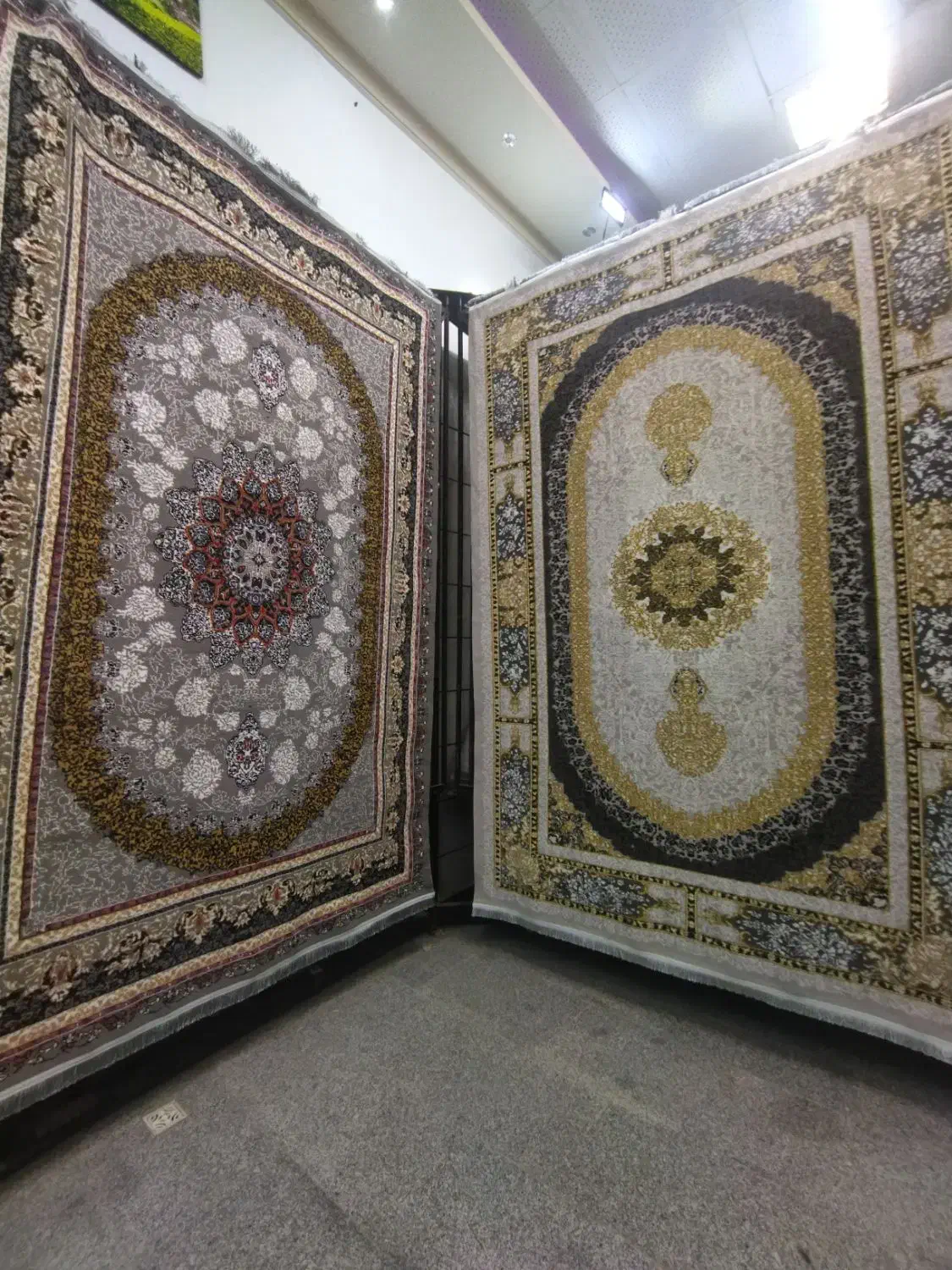 فرش غرال|فرش|سلماس, |دیوار