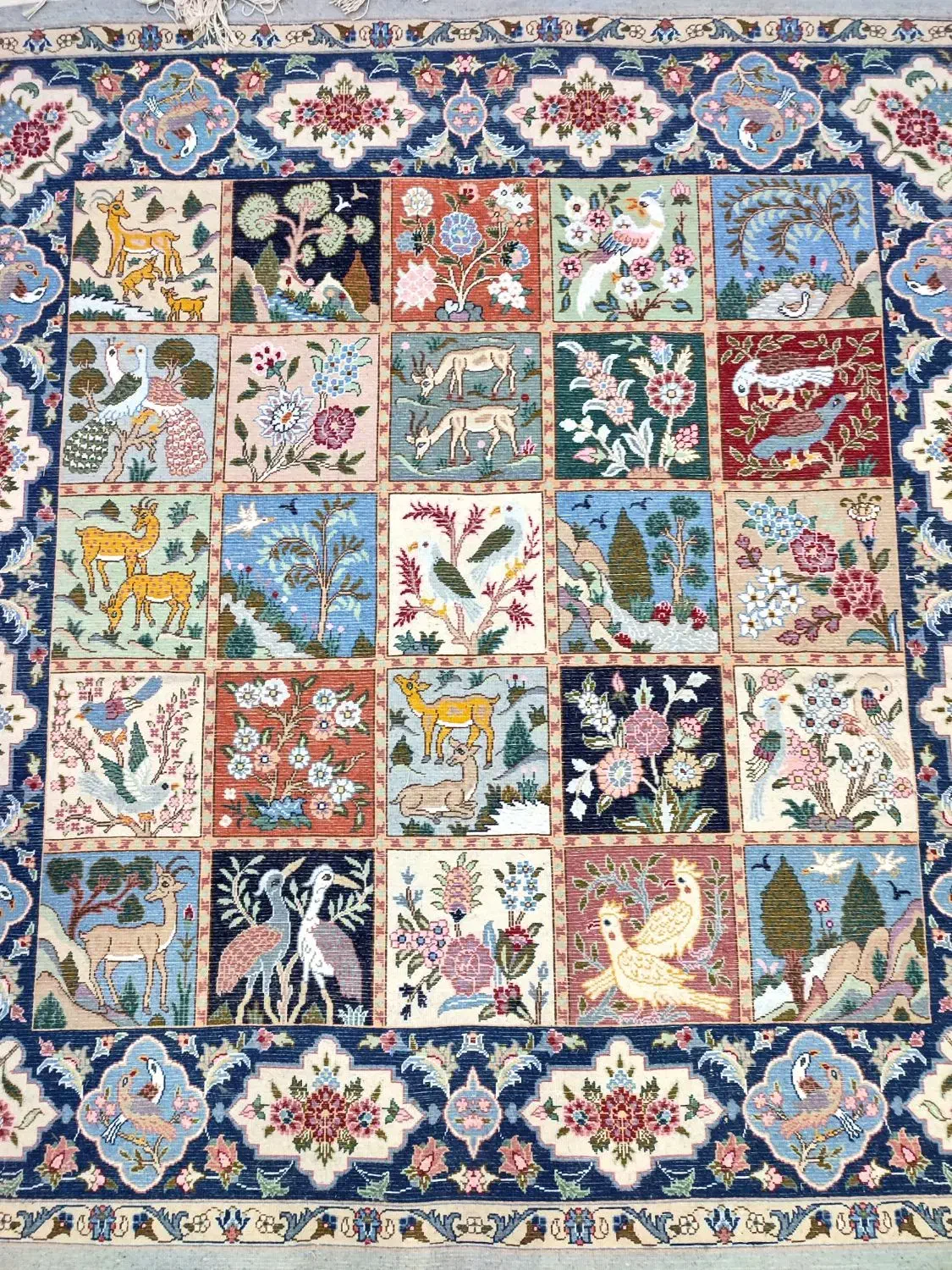 قالیچه دستباف مربع طرح خشتی|فرش|کاشمر, |دیوار