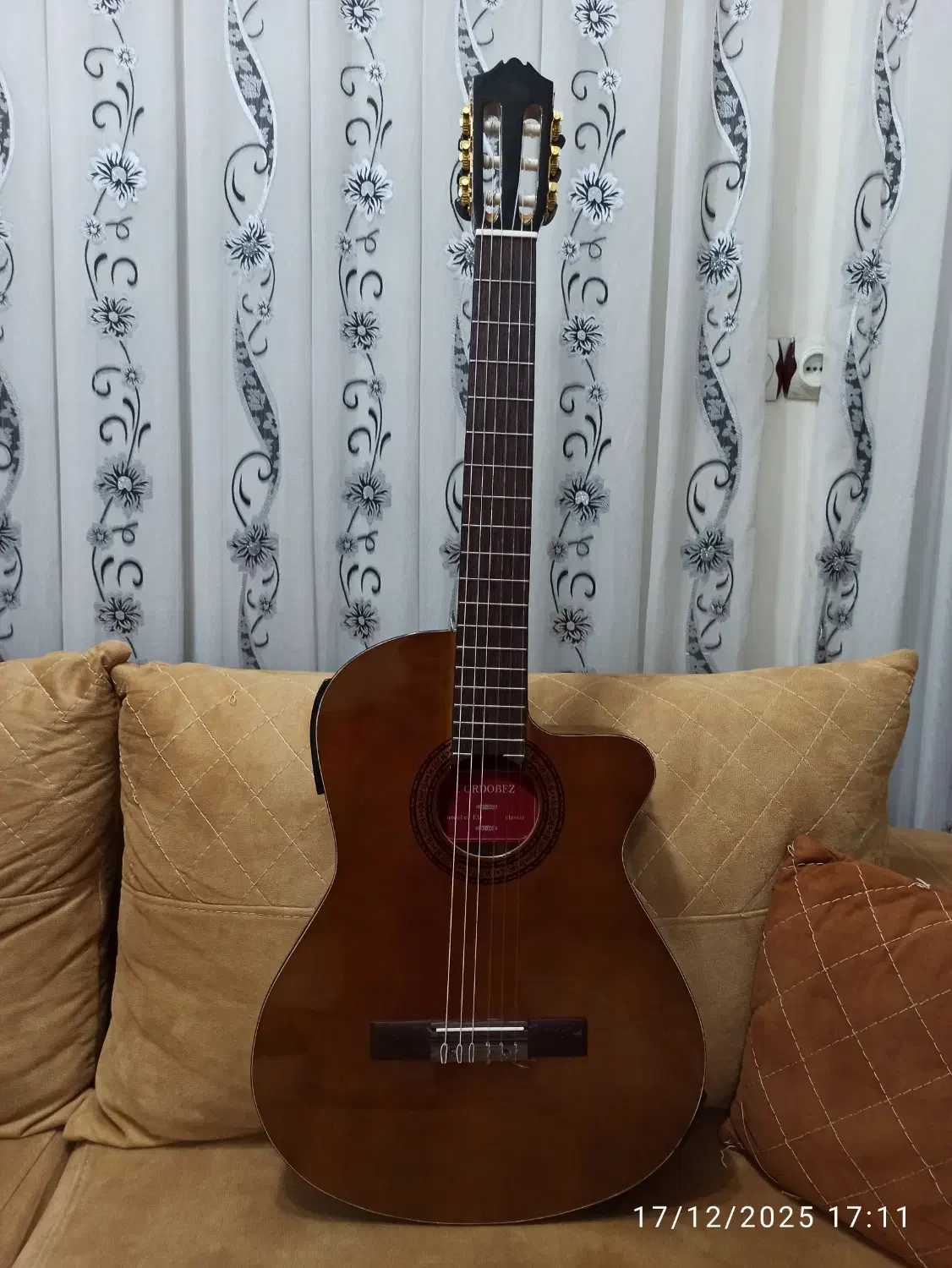 گیتار کوردوبز C3، گیتار تین بادی ، پیکاپ دار|گیتار، بیس، امپلیفایر|ایلام, |دیوار